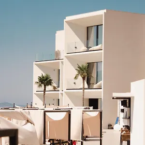 4* Hotel Nobus